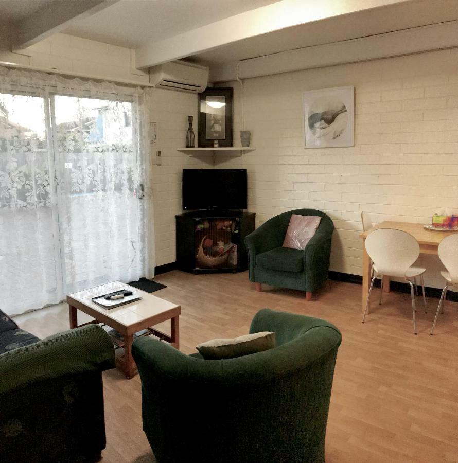 Kon Tiki Apartments Batemans Bay Extérieur photo