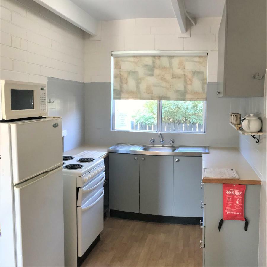 Kon Tiki Apartments Batemans Bay Extérieur photo